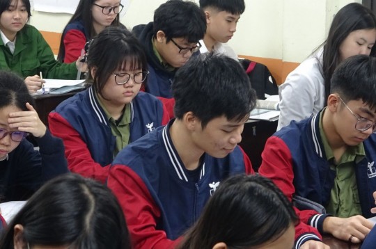 MINH HỌA: BÀI KHẢO SÁT NĂNG LỰC TUYỂN SINH VÀO LỚP 6, LỚP10, NĂM HỌC 2025 - 2026